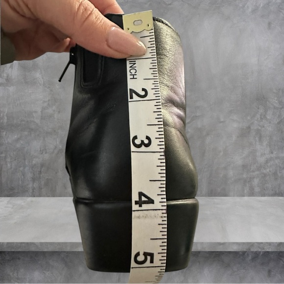 👢 SAS Genuine Leather Ankle Booties – Extra Wide (W3) – Size 6.5 - Picture 11 of 12